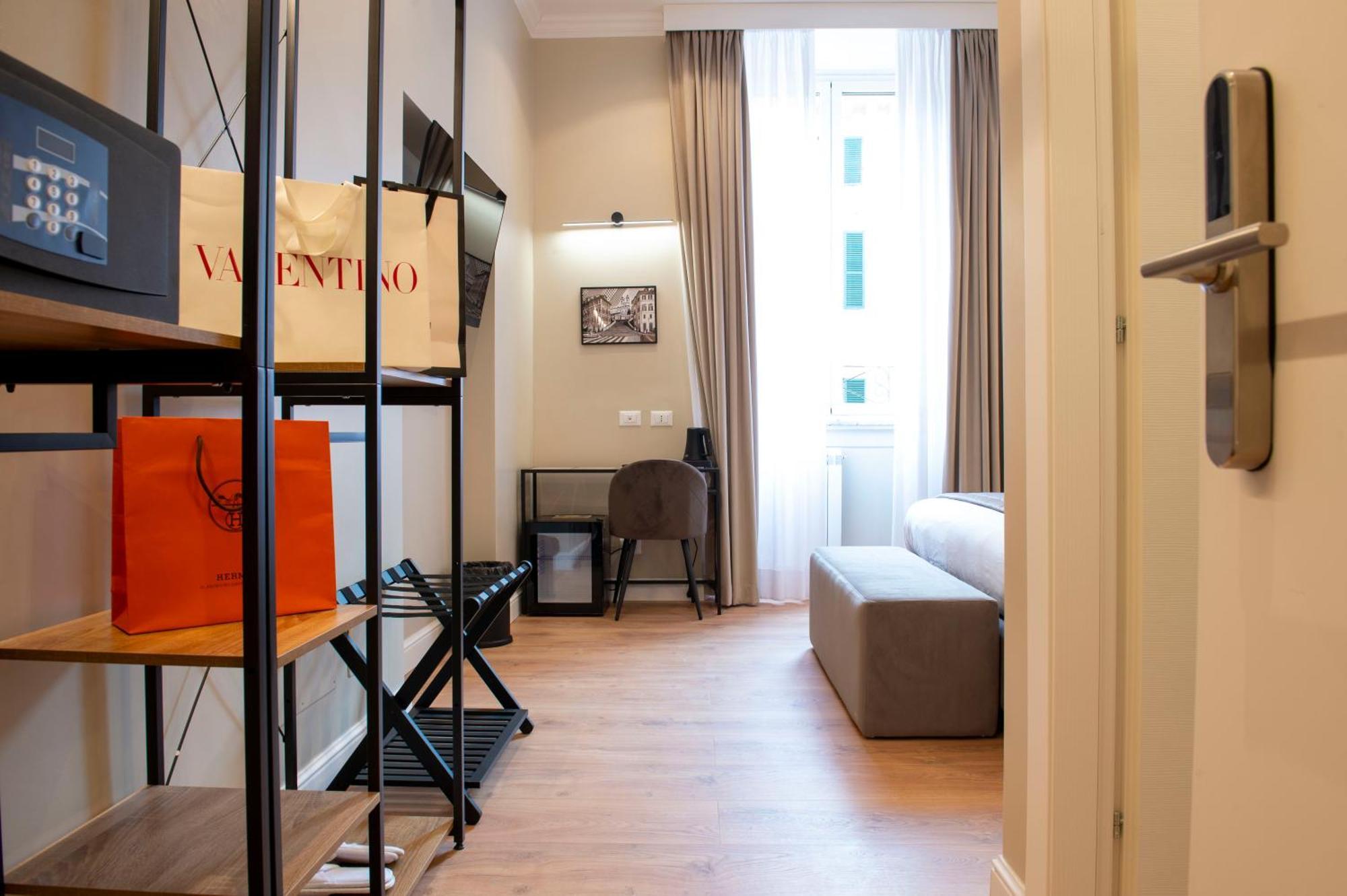 Ad Suites Nazionale Rome Bagian luar foto